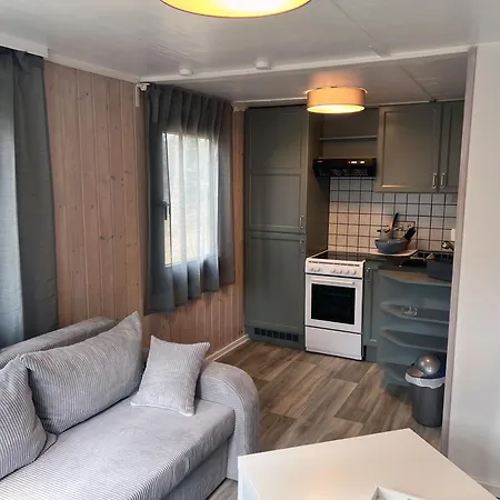 Ferienhaeuser Insel Usedom Waldhaus 2 Mit Whirlpool - Direkt Am Achterwasser Holiday home Lutow