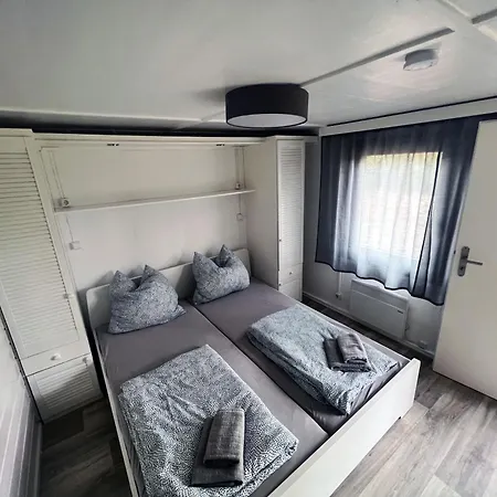 Ferienhaeuser Insel Usedom Waldhaus 2 Mit Whirlpool - Direkt Am Achterwasser Lutow
