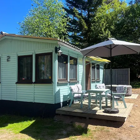 Ferienhaeuser Insel Usedom Waldhaus 2 Mit Whirlpool - Direkt Am Achterwasser Holiday home Lutow