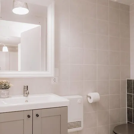 Ferienhaeuser Insel Usedom Waldhaus 2 Mit Whirlpool - Direkt Am Achterwasser Lutow