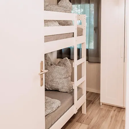 Ferienhaeuser Insel Usedom Waldhaus 2 Mit Whirlpool - Direkt Am Achterwasser Casa vacanze Lutow