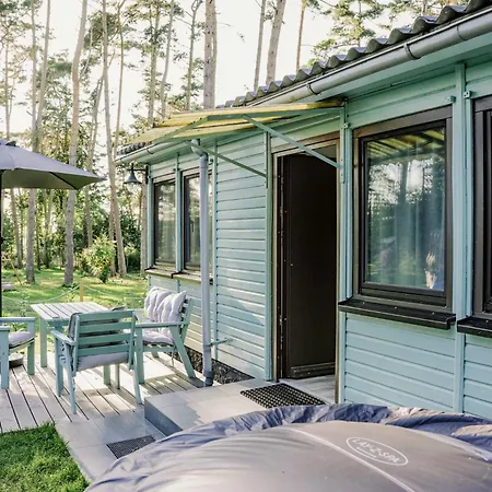 Ferienhaeuser Insel Usedom Waldhaus 2 Mit Whirlpool - Direkt Am Achterwasser * Lutow