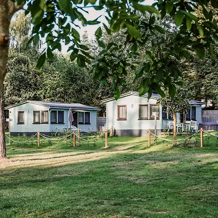 Ferienhaeuser Insel Usedom Waldhaus 2 Mit Whirlpool - Direkt Am Achterwasser Holiday home